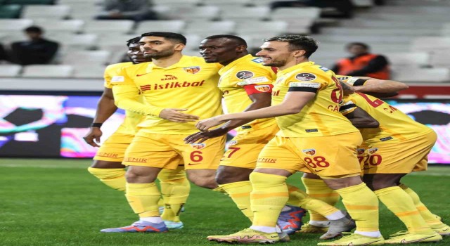 Mame Baba Thiam 3. golünü attı