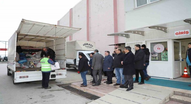 Manisada ilçe belediyelerinden deprem seferberliği
