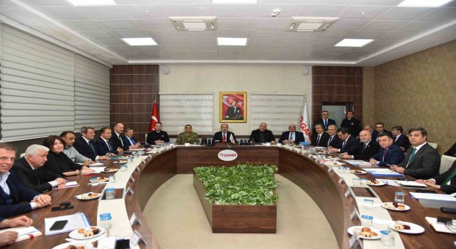 Manisaya gelen depremzede sayısı 5 bin 459a ulaştı