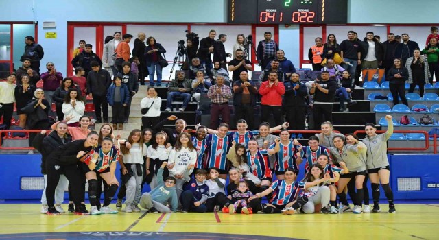 Mavi Kelebekler Adasokağını ağırlayacak