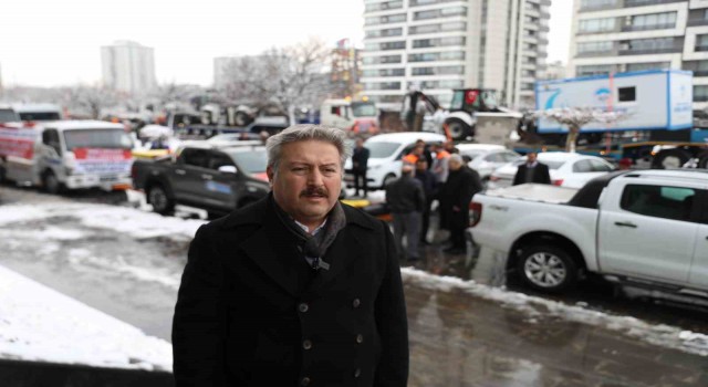 Melikgazinin yardım eli depremzedeler için uzandı