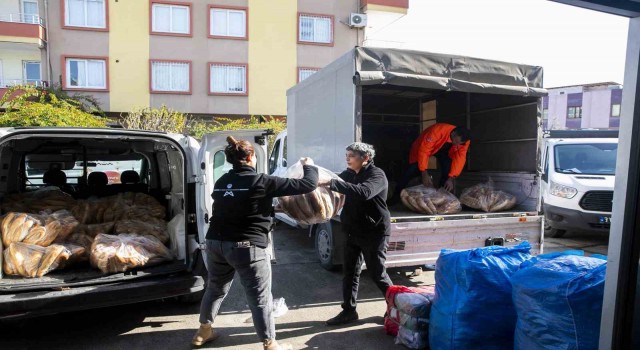 MER-EKte üretilen tüm ekmekler deprem bölgesine gönderiliyor