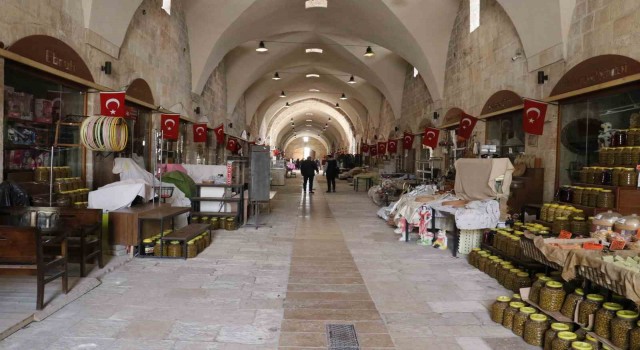 Mimar Sinanın 1574 yılında yaptığı külliye depremzedelere ev oldu
