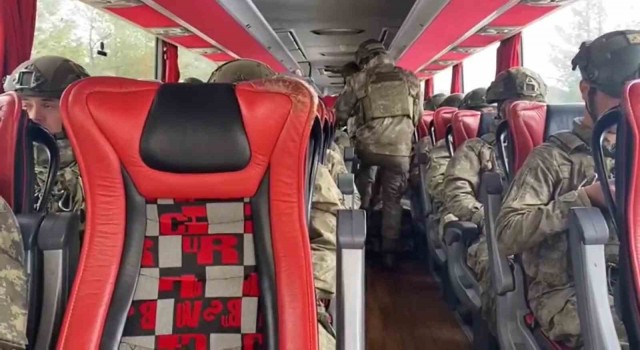 MSB: “Terörle mücadelenin kahramanı komandolarımız da deprem bölgesine intikal ediyor”