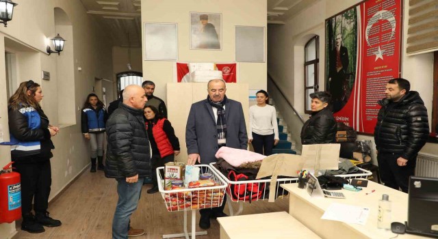 Mudanyadan deprem bölgesine yardım