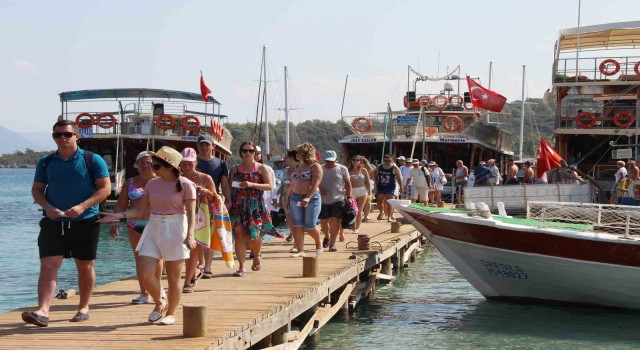 Muğla 2023e rekor turist ile başladı