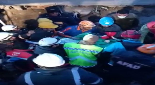 Muş AFAD ekipleri 9 yaşındaki Yüceli 9 gün sonra kurtardı