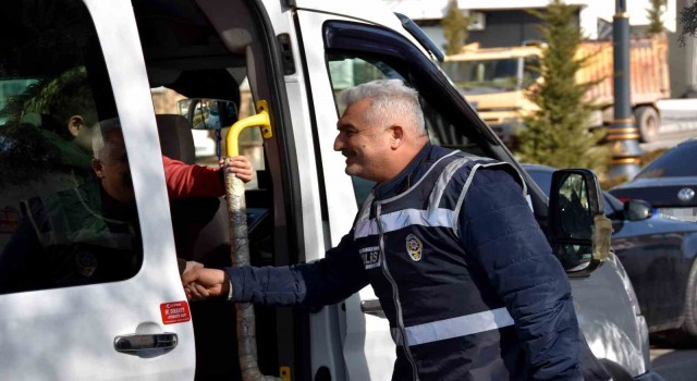 Nevşehirde polis okul çevrelerinde kuş uçurtmuyor