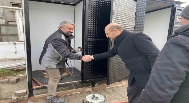 Niksardan deprem bölgesine “Seyyar Tuvalet” desteği