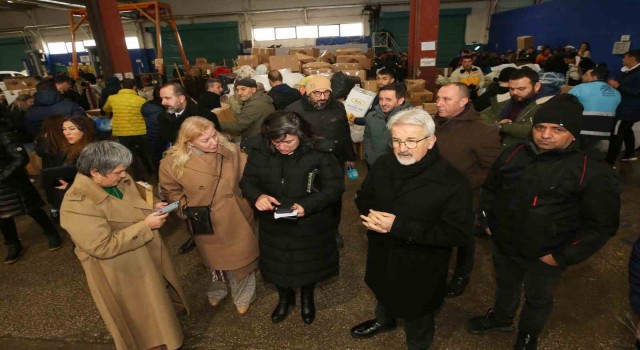 Nilüferde yardım seferberliği sürüyor