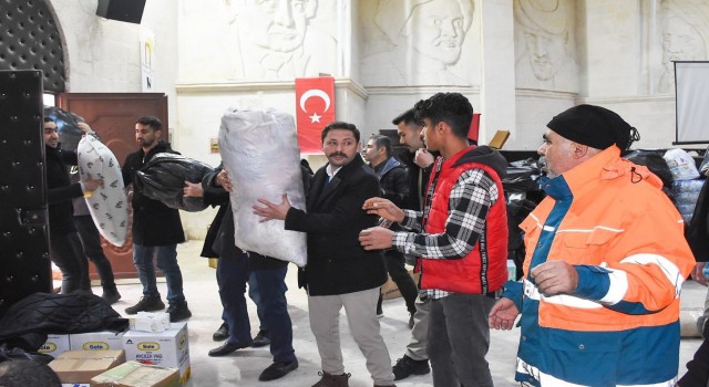 Nusaybinden 124 tır yardım deprem bölgelerine gönderildi