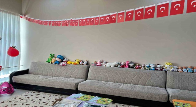 Öğrenci yurtlarında depremzede çocuklar için oyun odası hazırlandı