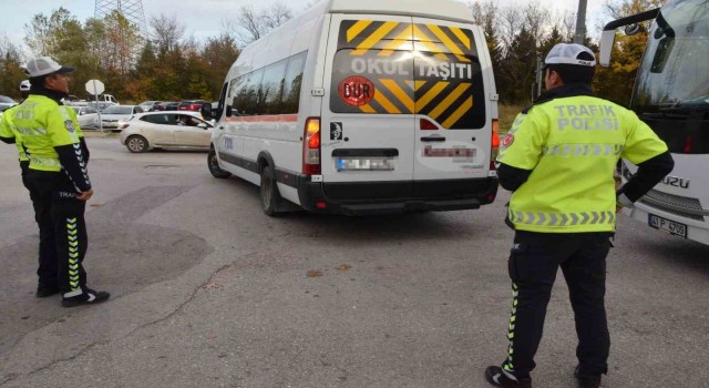 Okul çevrelerinde yapılan denetimde göz açtırılmadı