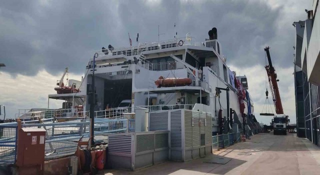Orhangazi ve Osmangazi feribotları yardım için Hataya yola çıktı