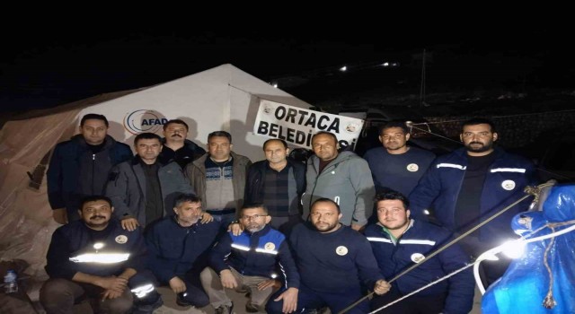 Ortaca Belediye ekipleri deprem bölgesinde