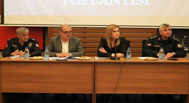 Ortacada muhtarlar toplantısı