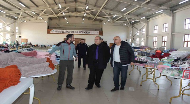 Osmanelide depremzedeler için sosyal market hizmete girdi
