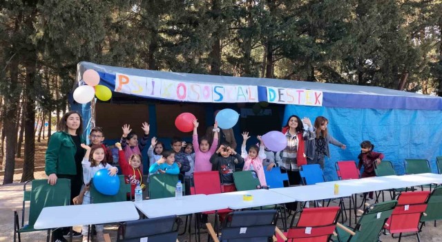 Osmaniyede depremzede çocuklara psikolojik destek