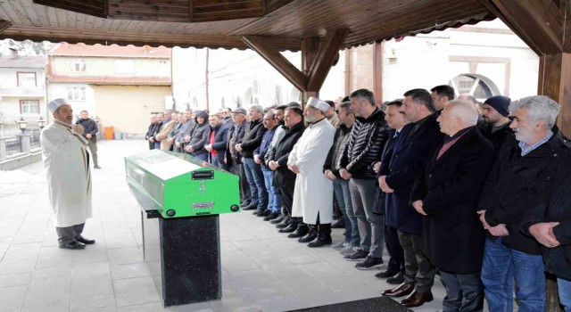 Otomobil almak için gittiği Hatayda enkaz altında kalan genç son yolculuğuna uğurlandı