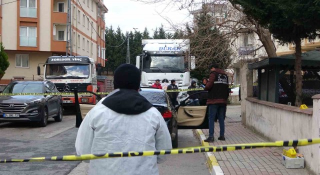 Pendikte yol verme kavgası: Yardım tırının yanındakilere silahla ateş açtı