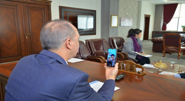 Rektör Karakaya afet bölgelerinden bilgi aldı