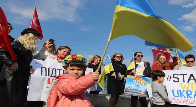 Rusya-Ukrayna savaşının 1. yılında Ukraynada hayatını kaybedenler anıldı