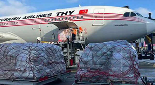 Rusya'dan Türkiye'ye 170 tonu aşkın yardım gönderildi