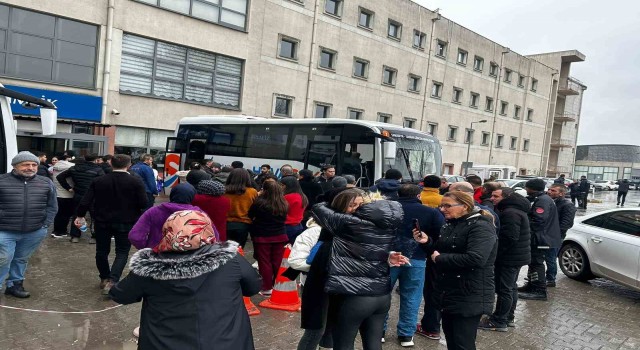 Sakaryadan 72 sağlık personeli daha deprem bölgesine gönderildi