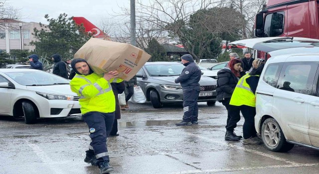 Sakaryadan deprem bölgesine yardım eli