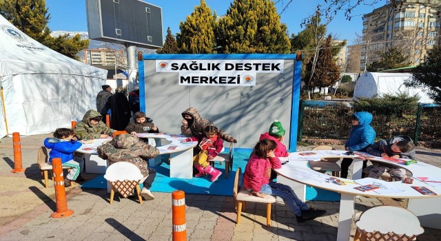 Samsun Büyükşehir Belediyesi afet bölgesinde “Çocuk Oyun Evi” kurdu