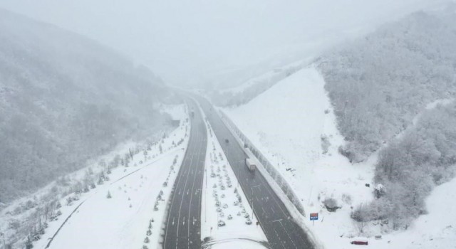 Samsunda ulaşıma kar engeli: Açılan yollar tekrar kapandı