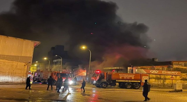 Sanayi sitesinde yangın