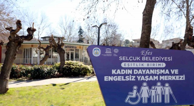 Selçuka gelen depremzedelere psikolojik destek