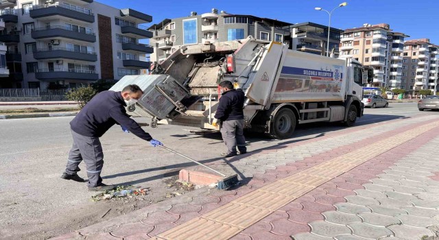 Selçuklu Belediyesi Antakya ve İskenderunda çalışmalarını sürdürüyor