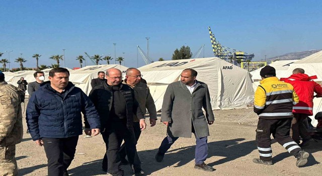 Selçuklu Belediyesi Hatayda çalışmalarını sürdürüyor