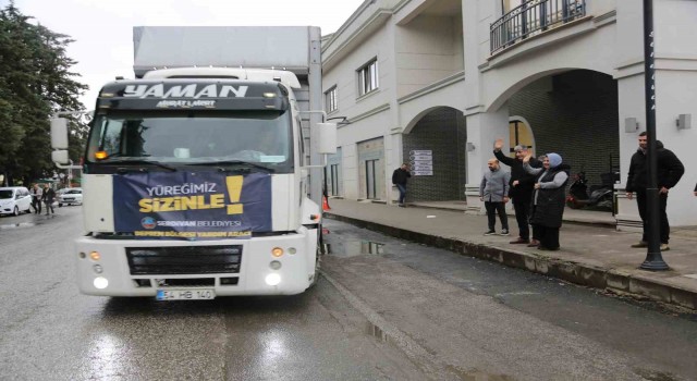 Serdivandan deprem bölgesine 23üncü yardım tırı