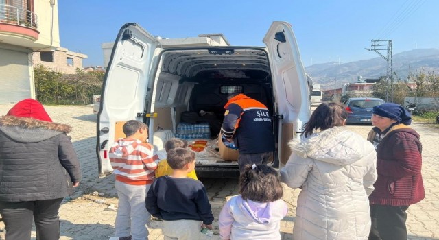 Şile Belediyesi mobil aşevi Antakyada sıcak yemek dağıtımına başladı