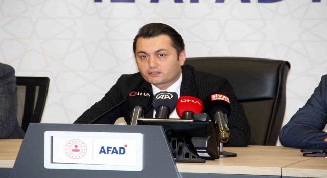 Sivas Vali Vekili Öztürk: “Sivasta 4 bin 189 depremzede taburcu edildi, 10 vatandaşımız hayatını kaybetti”