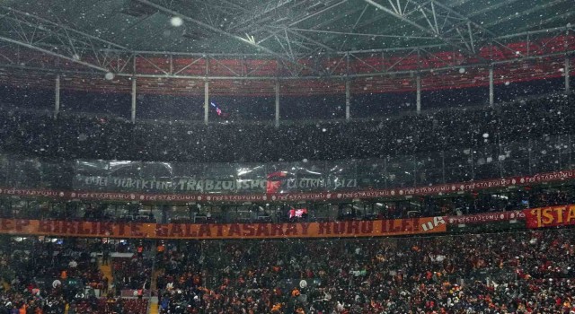 Spor Toto Süper Lig: Galatasaray: 1 - Trabzonspor: 1 (Maç devam ediyor)