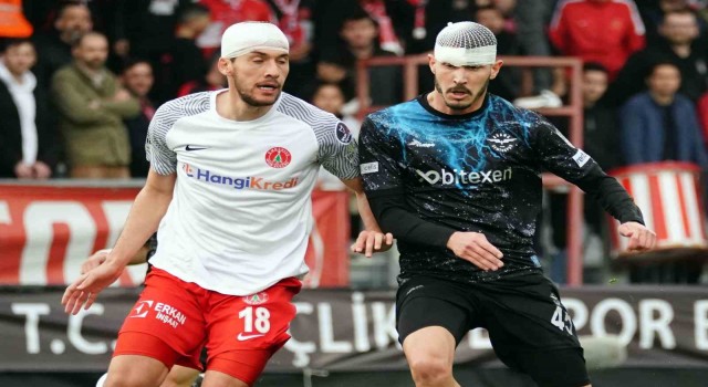 Spor Toto Süper Lig: Ümraniyespor: 0 - Adana Demirspor: 0 (İlk yarı)