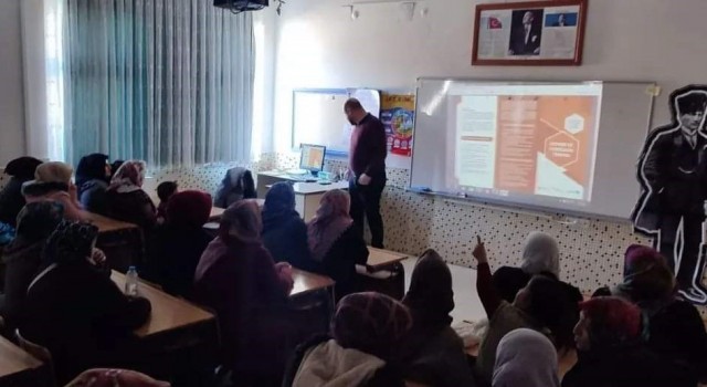 Şuhutta velilere yönelik Madde Bağımlılığı Farkındalık eğitimi