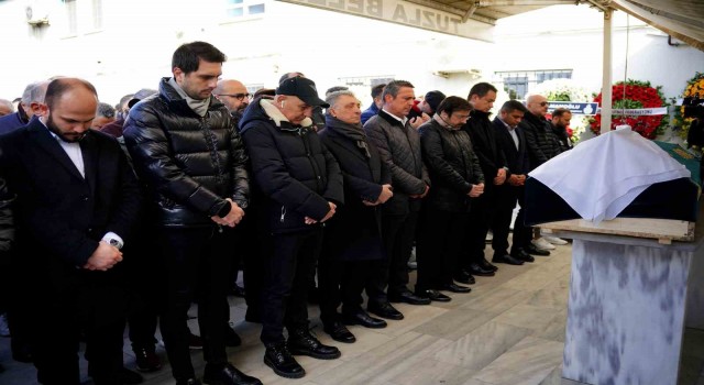 Süleyman Hurmanın annesi Şükriye Hurma, son yolculuğuna uğurlandı