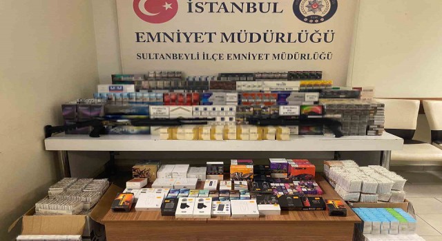 Sultanbeylide kaçak sigara satışı yapan iş yerine baskın