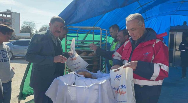 Sultangazi Belediyesinden deprem bölgesine sıcak ekmek