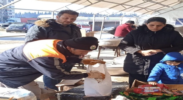 Sungurlu yardım ekipleri deprem bölgesinde yaraları sarıyor