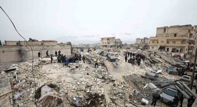 Suriye Sağlık Bakanlığı: Depremde 430 kişi hayatını kaybetti, bin 315 kişi yaralandı