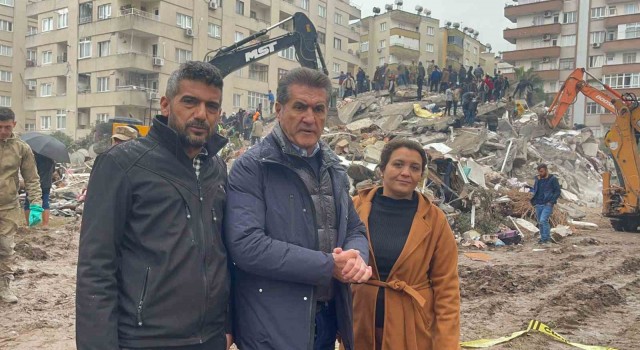 TDP Lideri Sarıgülden deprem açıklaması: “Gün birlik günüdür”