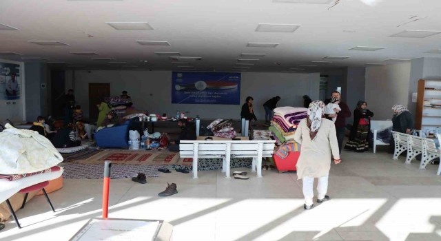 Tenis dünyası ve hobi bahçeleri depremzedelerin umudu oldu