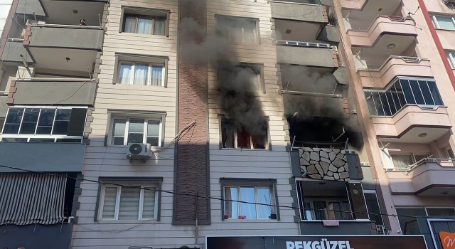 Torbalıda korkutan ev yangını