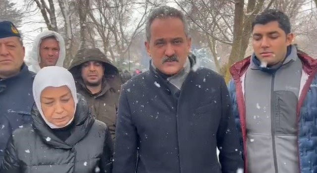 Tüm Türkiyede eğitim öğretime 13 Şubata kadar ara verildi
